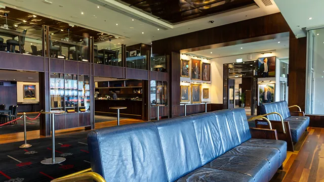 MCG_140723_030_LongRoom_ImageCard.webp
