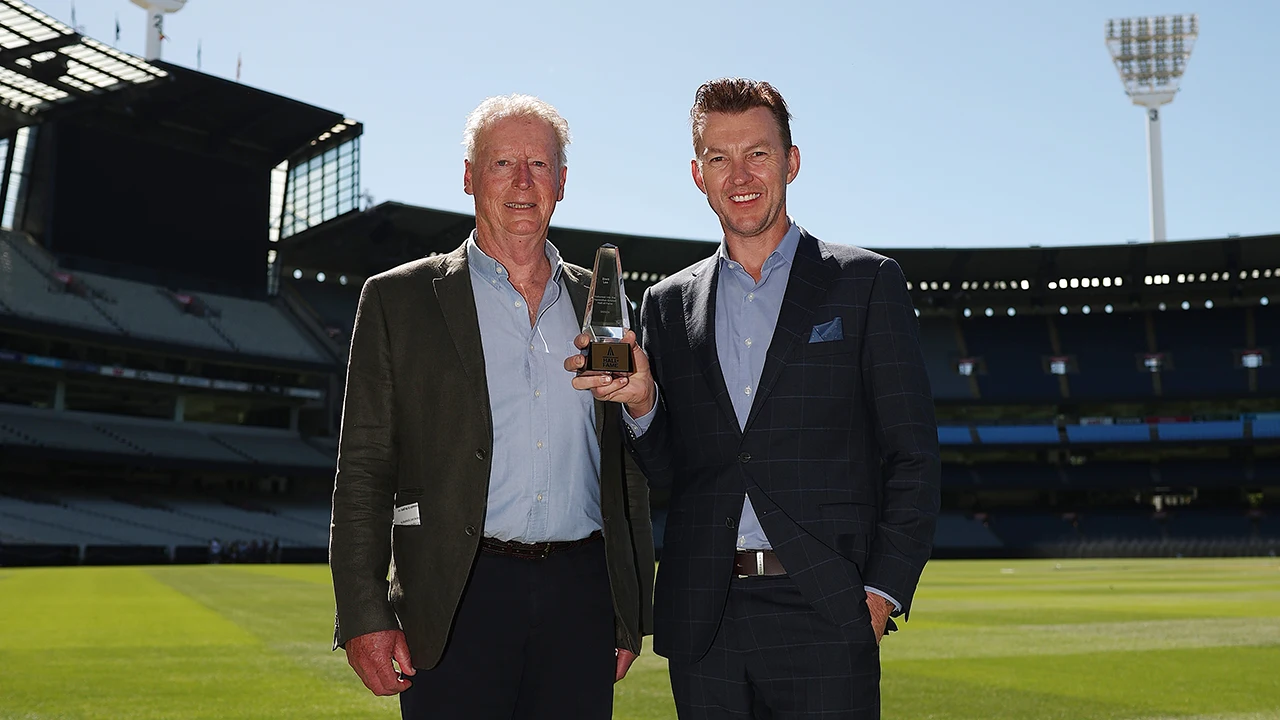 Australian Cricket Hall of Fame chairman Peter King poses with Brett Lee