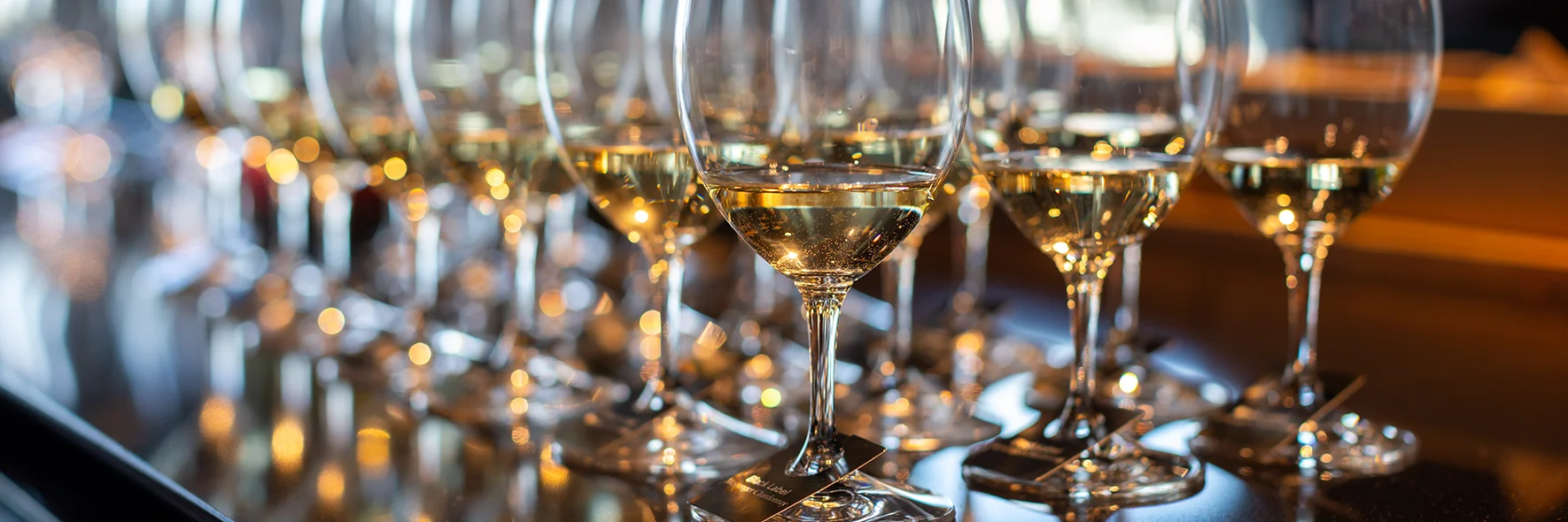 White wine tasting