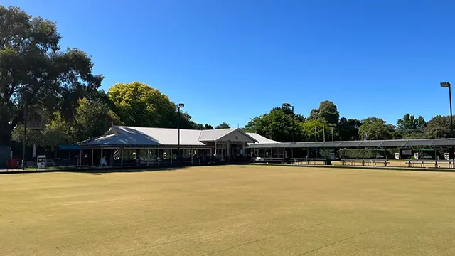 MCC Bowls Swinburne Ave